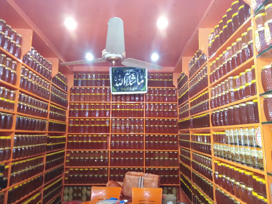 Liquid Gold The Amazing Health Benefits of Raw Honey